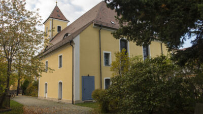 Außenansicht der Lohsaer Kirche © Matthias Bulang (2022)