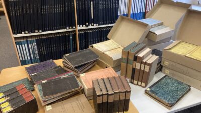 Restituierte Bücher und Archivalien aus dem Bestand der Maćica Serbska © SI (2022)