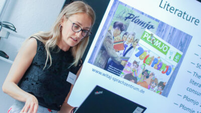 Aleksandra Mandić stellte ihr Projekt "Analysis of the children's magazine Płomjo from 1952 to 1989" vor