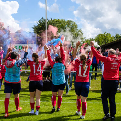 Fußball, Frauen, Europeada 2024, Sportplatz Flensburg (Stjernen), Serbske Mustwo (Sorben in der Lausitz) - Les Ladines (Ladinerinnen aus Italien), Ergebnis: 0:0